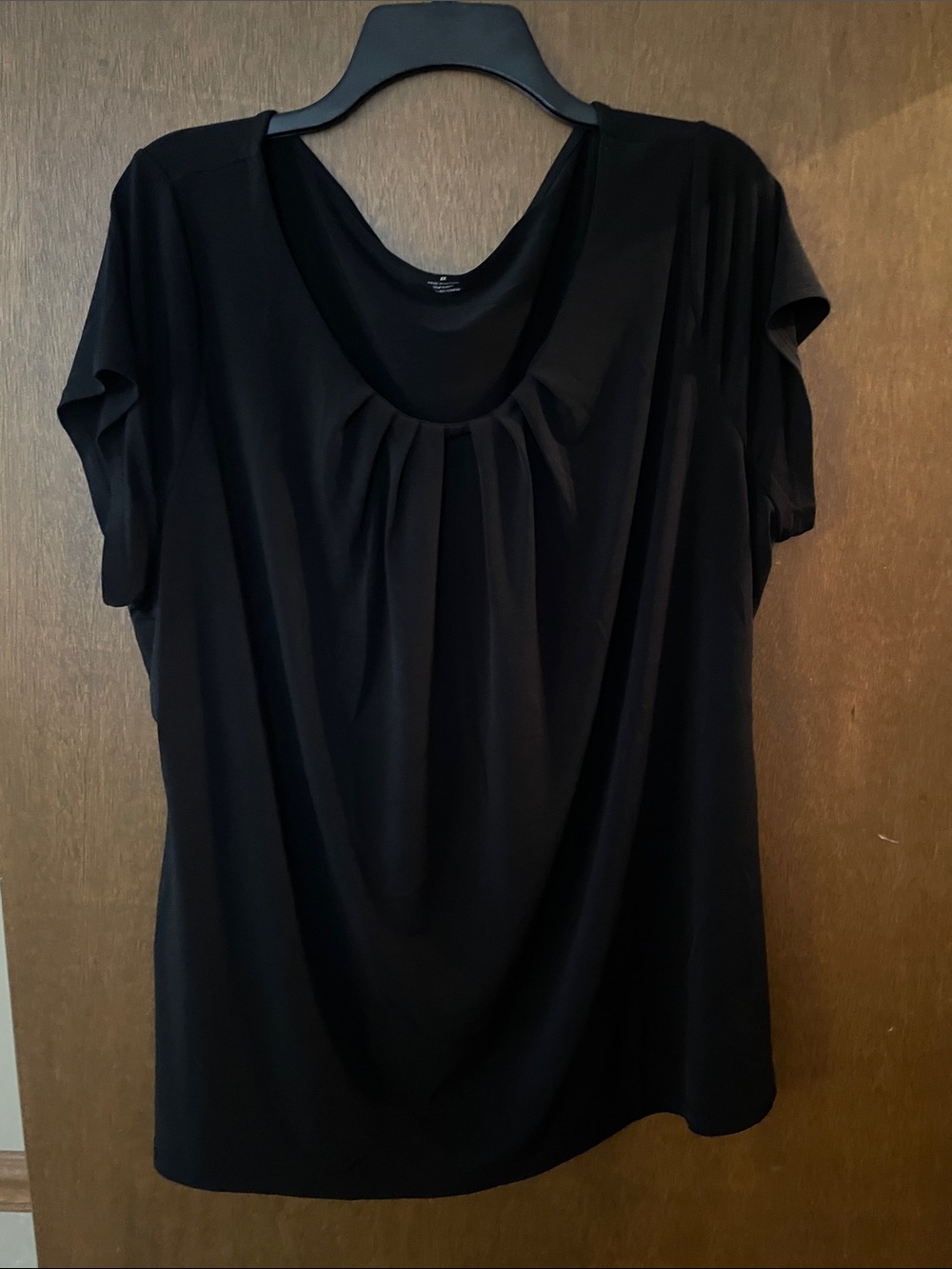 Worthington Black Short-Sleeve Scoop Neck Top with Front Pleats